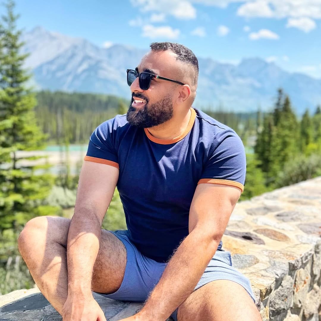Post 9 by Ronnie on Instagram (image)