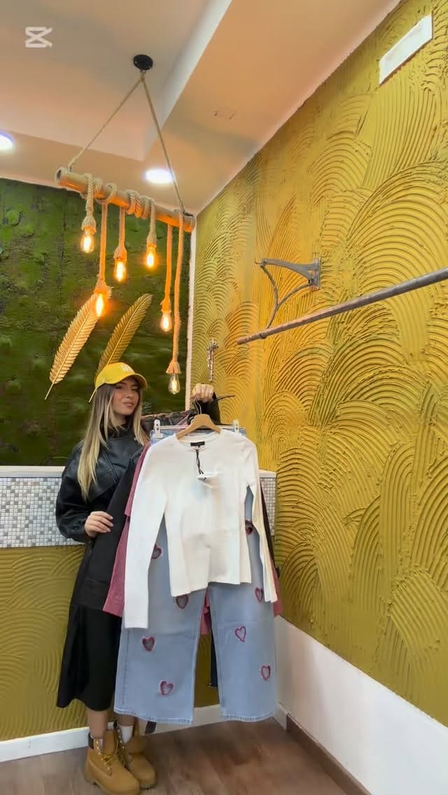 Post 6 by Alessandra Verdone on Instagram (video)