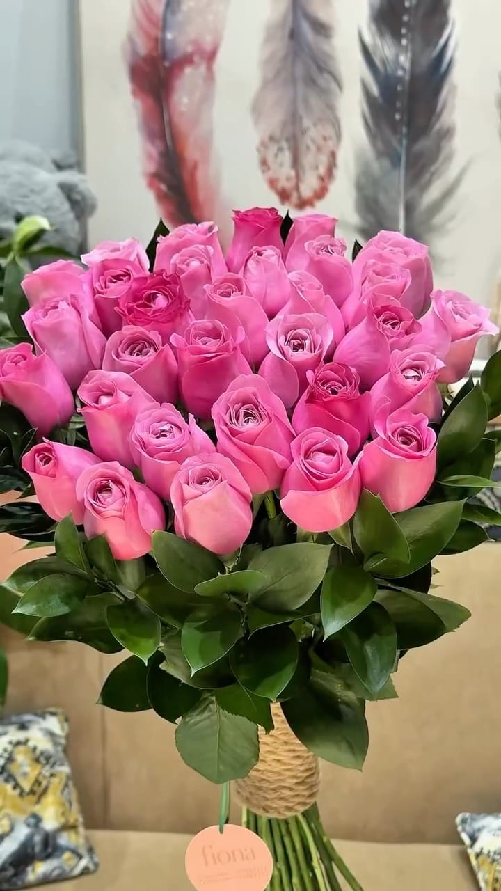 Post 9 by Flowers Gullar Цветы Доставка Ташкент on Instagram (video)