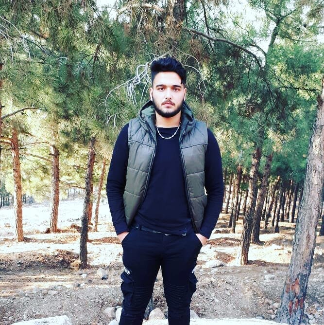 Post 6 by mohammad on Instagram (image)