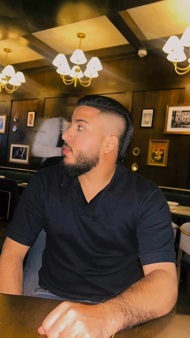 Post 6 by Barberia Profesional on Instagram (video)