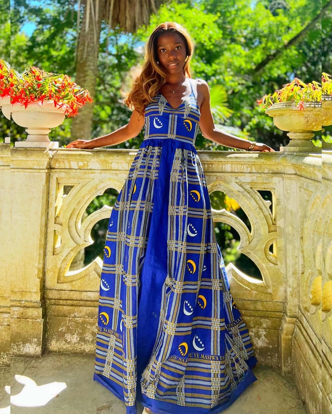Post 3 by Mia Hamidou on Instagram (carousel)