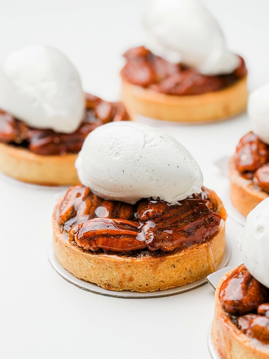 Post 3 by Arpège Patisserie on Instagram (image)