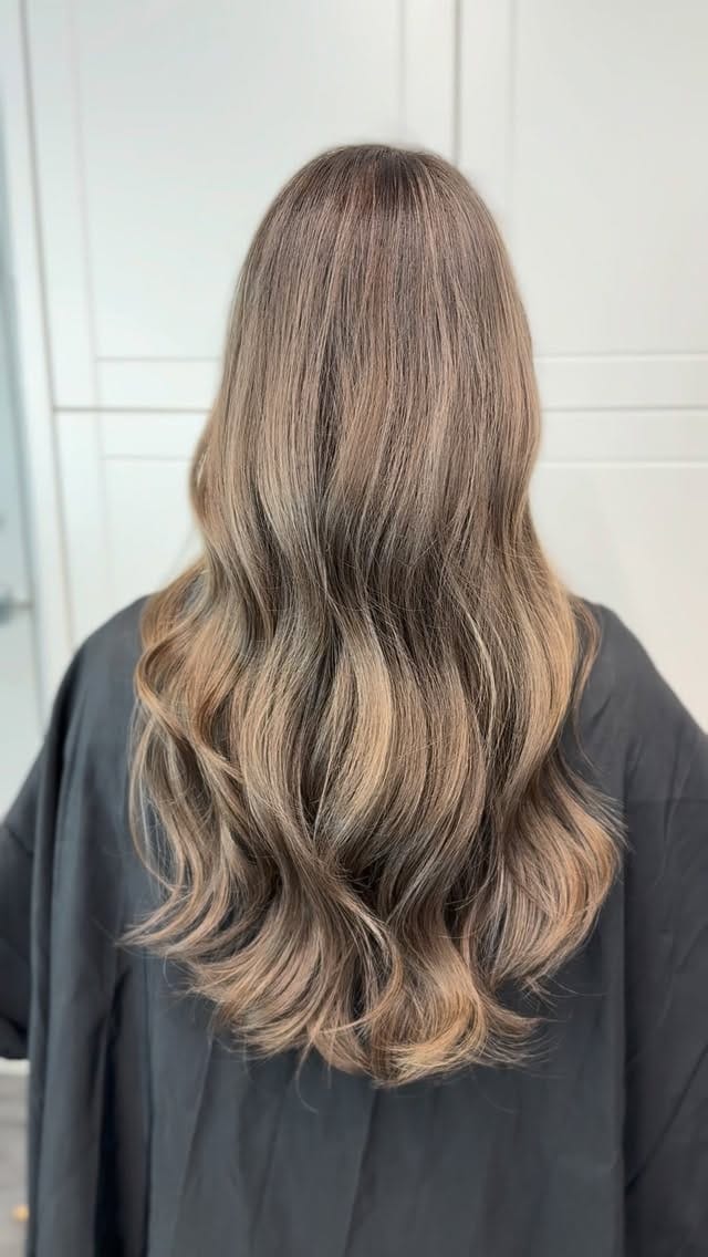 Post 5 by Vancouver Hairstylist on Instagram (video)