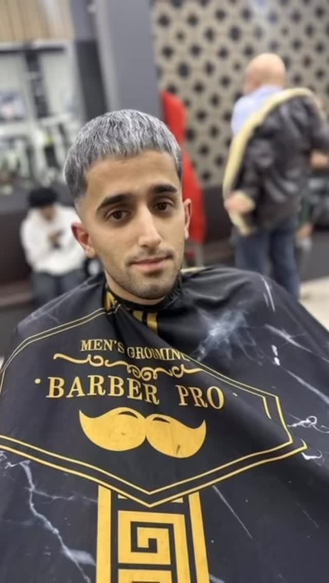 Post 2 by Argeny peluquería barbershop on Instagram (video)