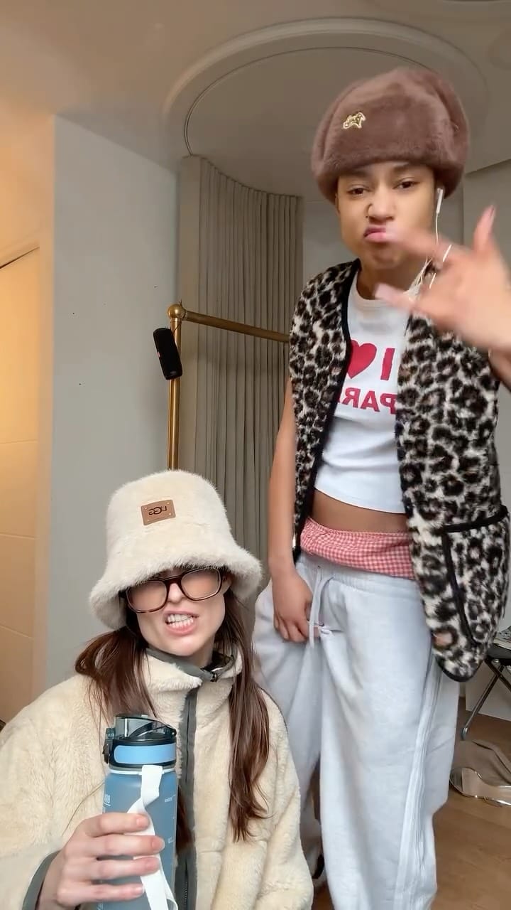 Post 2 by J🐋hanna Nault on Instagram (video)