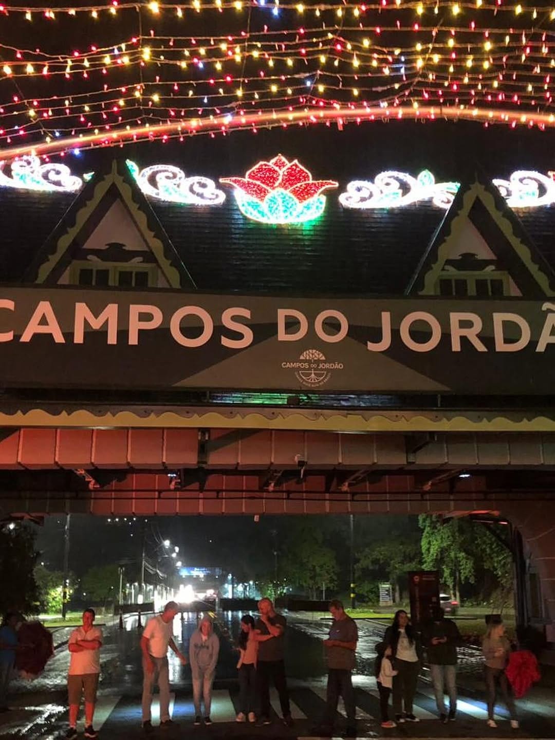 Post 6 by Paty Souza on Instagram (carousel)