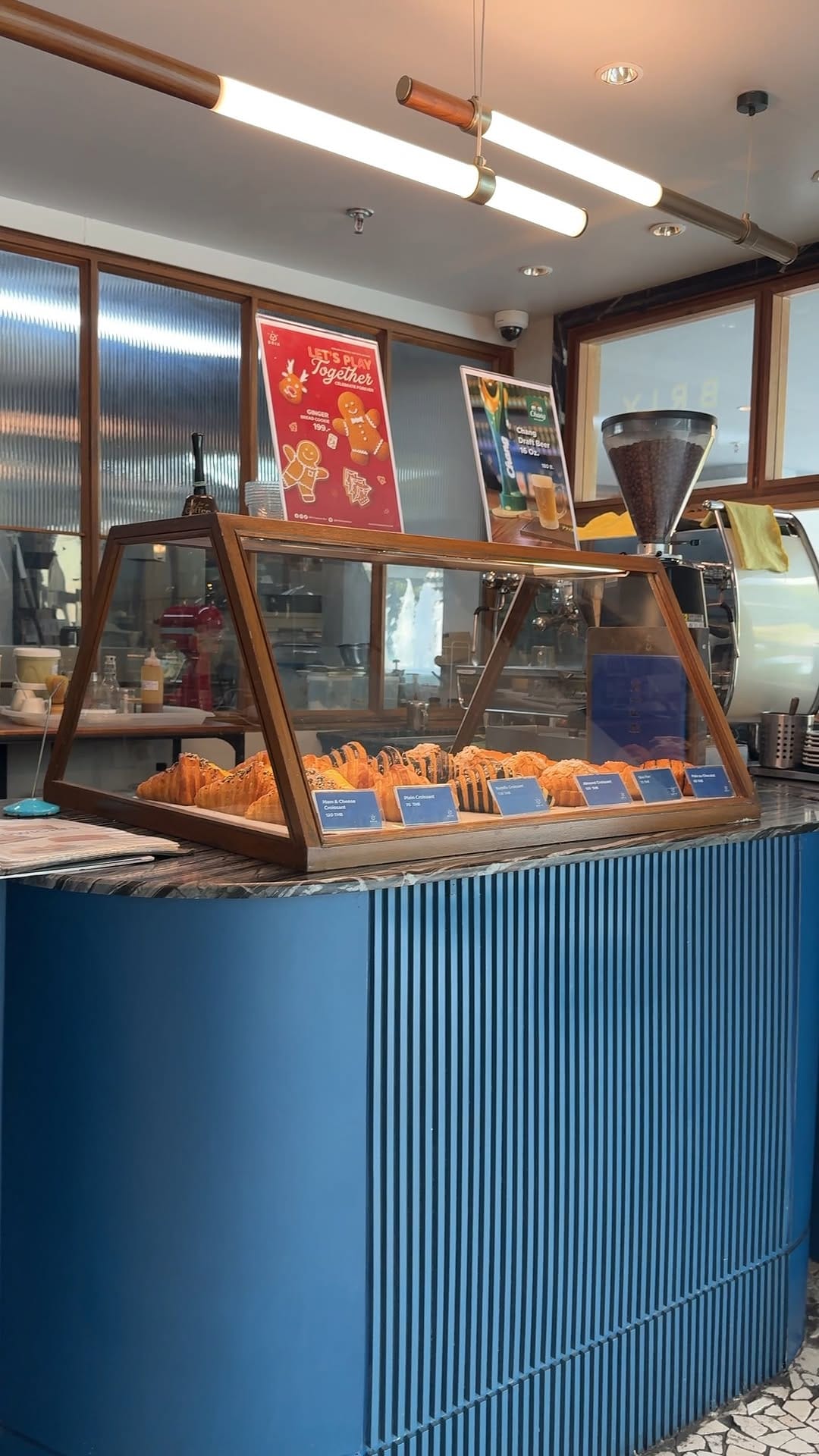 Post 3 by BRIX Dessert Bar on Instagram (video)