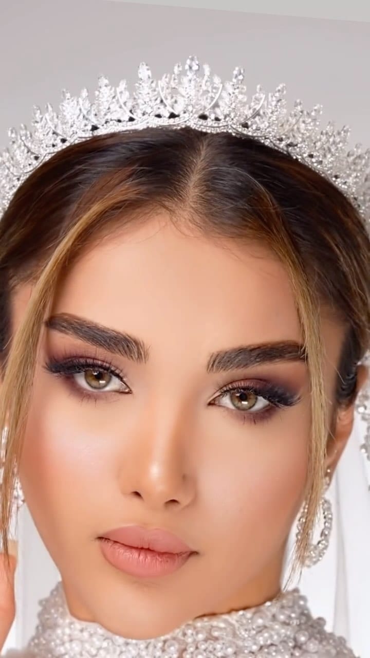 Post 9 by پریسا حقیقت نیا on Instagram (video)