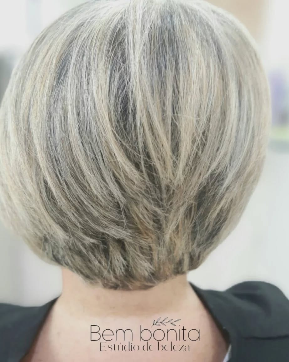 Post 4 by Salão Bem Bonita on Instagram (image)