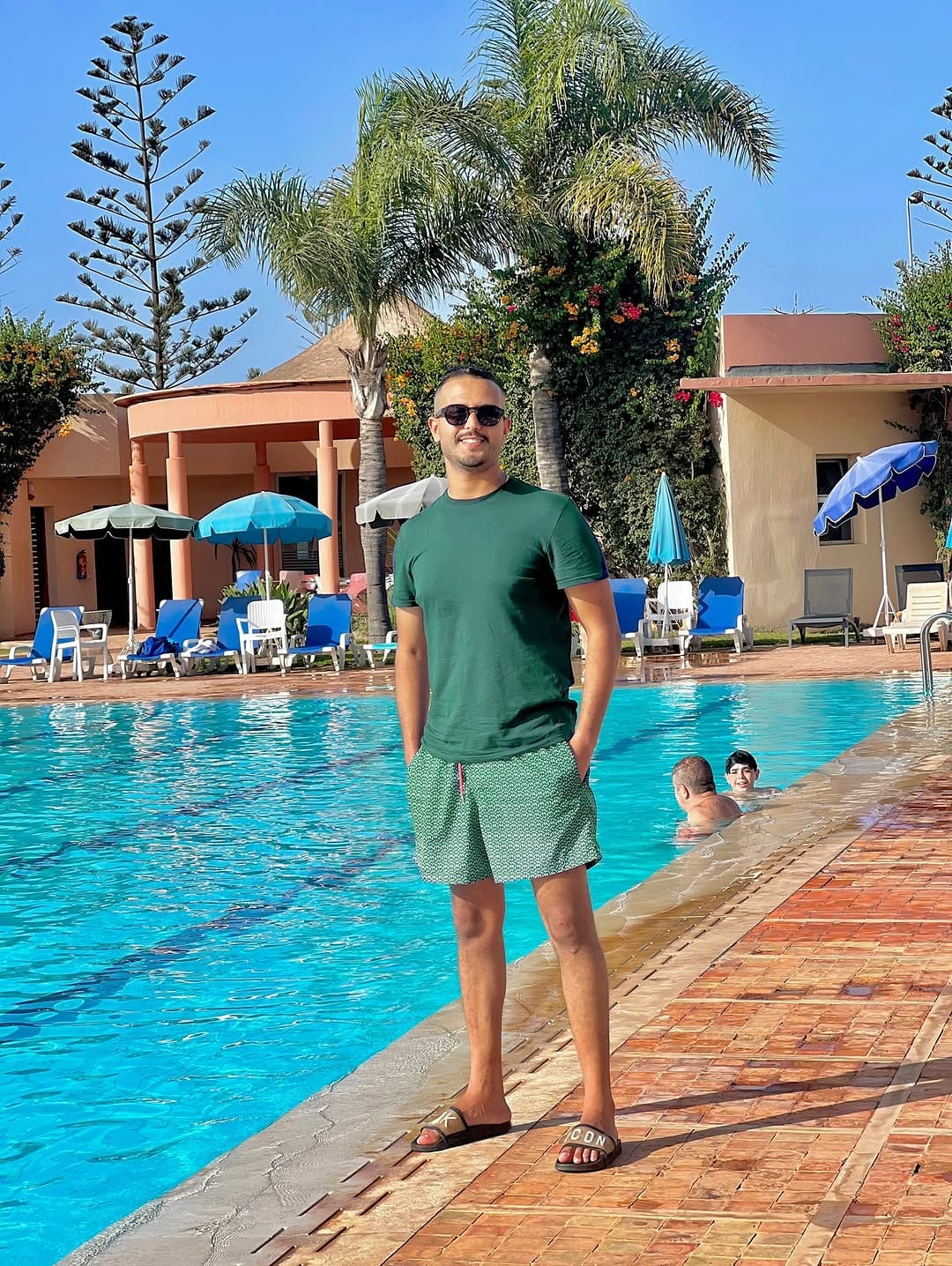 Post 2 by Zakaria Essouri on Instagram (image)
