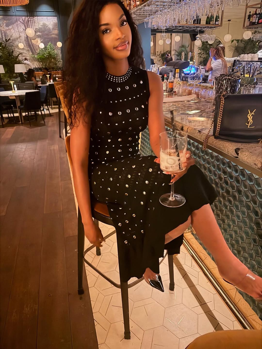 Post 4 by Nadia Traore on Instagram (image)