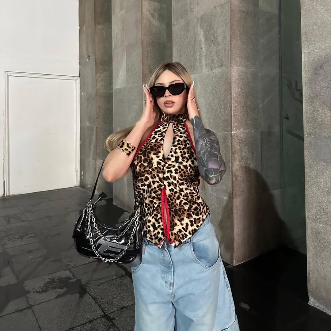 Post 6 by 𝙁𝙍𝙇𝙎 on Instagram (carousel)