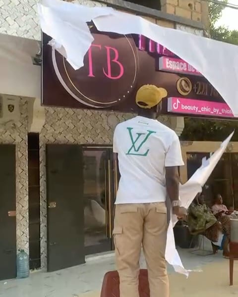 Post 4 by Black Excellence Sénégal on Instagram (carousel)