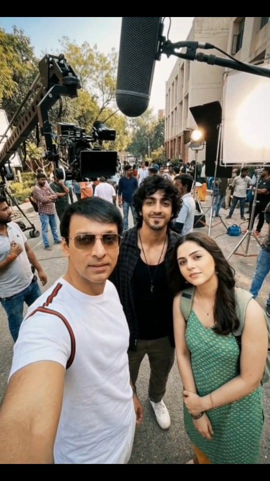 Post 2 by Deepak Kalwani on Instagram (video)