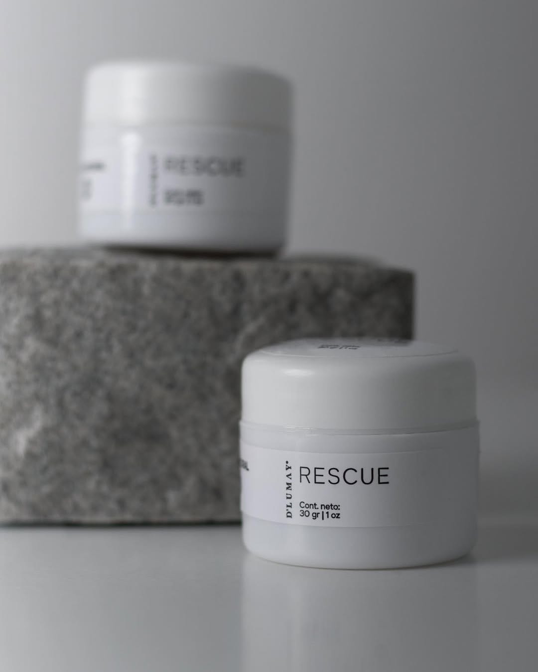 Post 7 by DLUMAY MX-USA SKIN DERMA on Instagram (image)