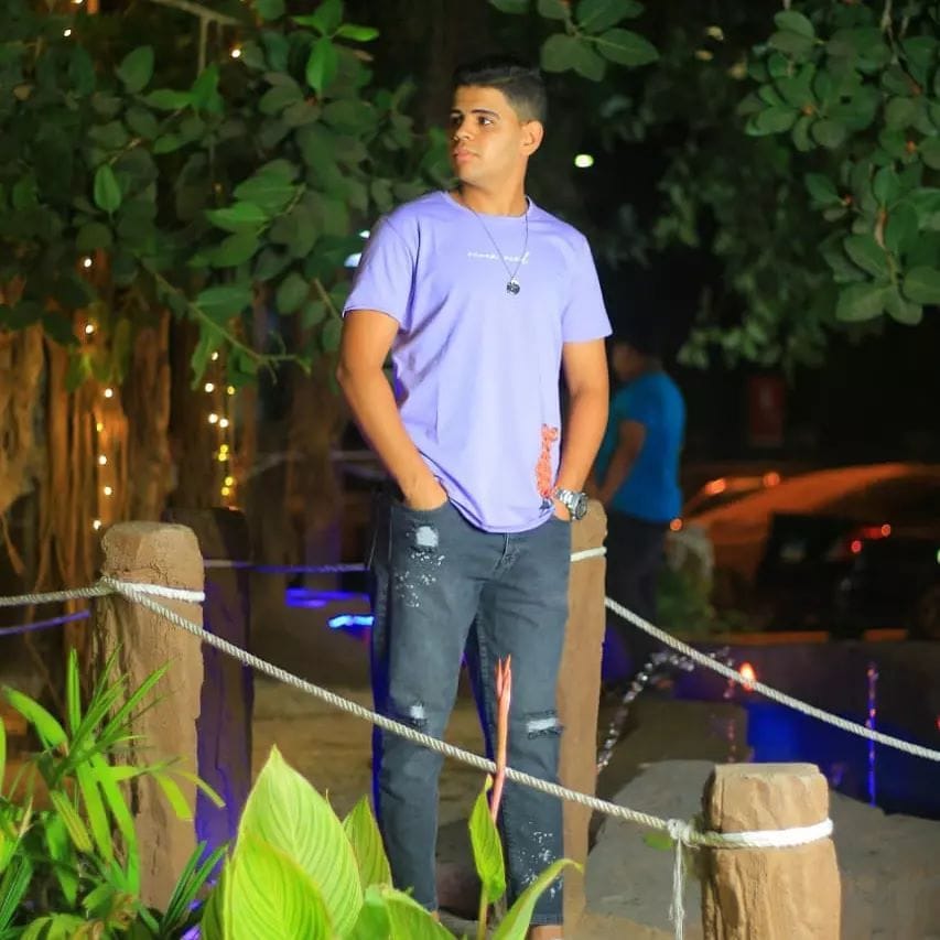 Post 5 by Ahmed medhat Camacho كماتشو ♥️👻 on Instagram (carousel)