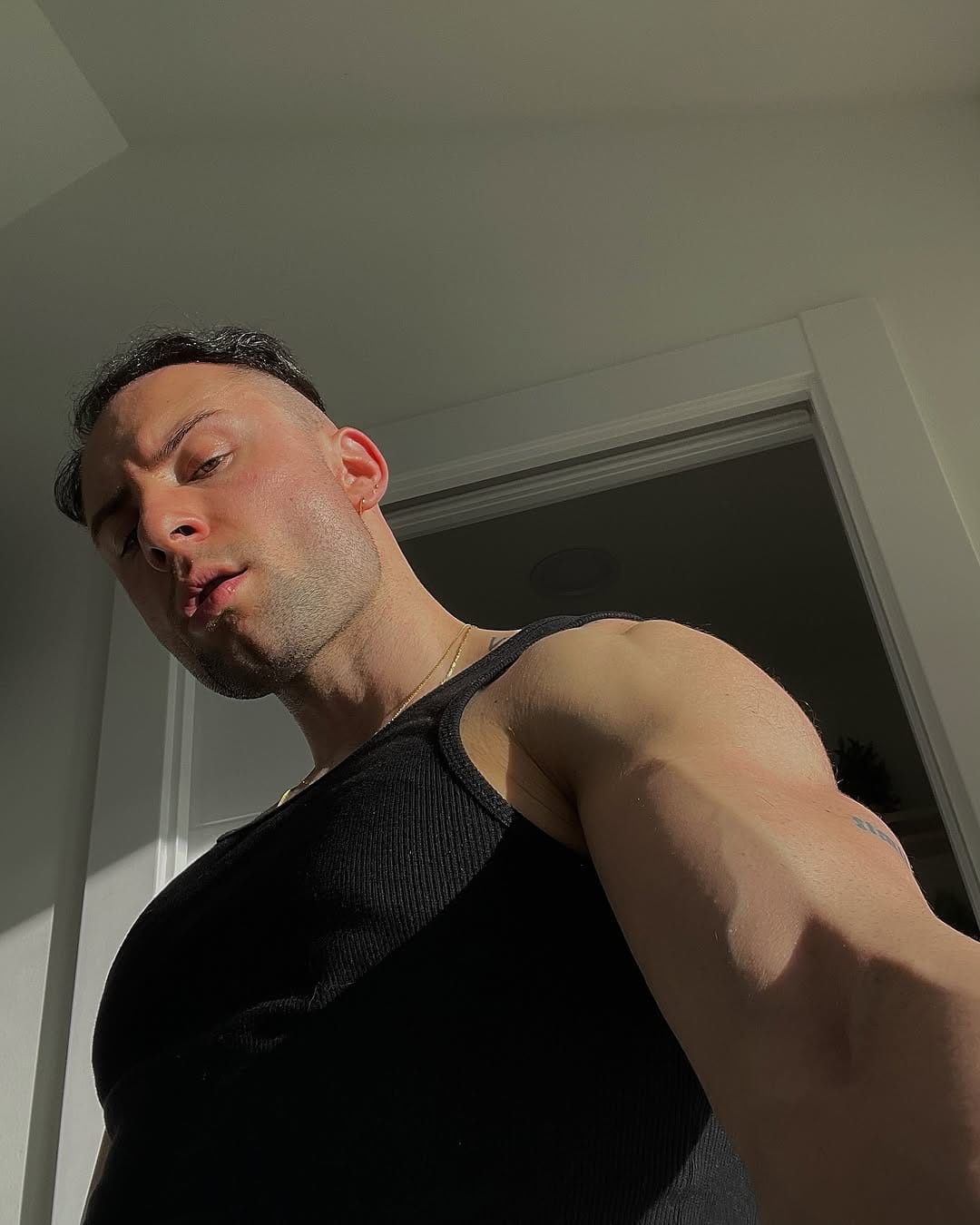 Post 8 by 𝐌𝐀𝐑𝐂𝐎𝐒 𝐁𝐀𝐓𝐂𝐇 on Instagram (carousel)