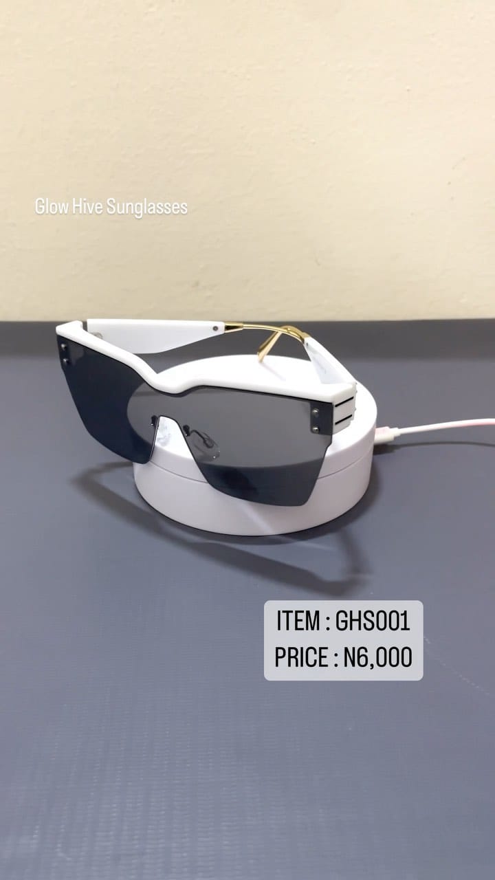 Post 2 by ESSENTIALS STORE on Instagram (video)