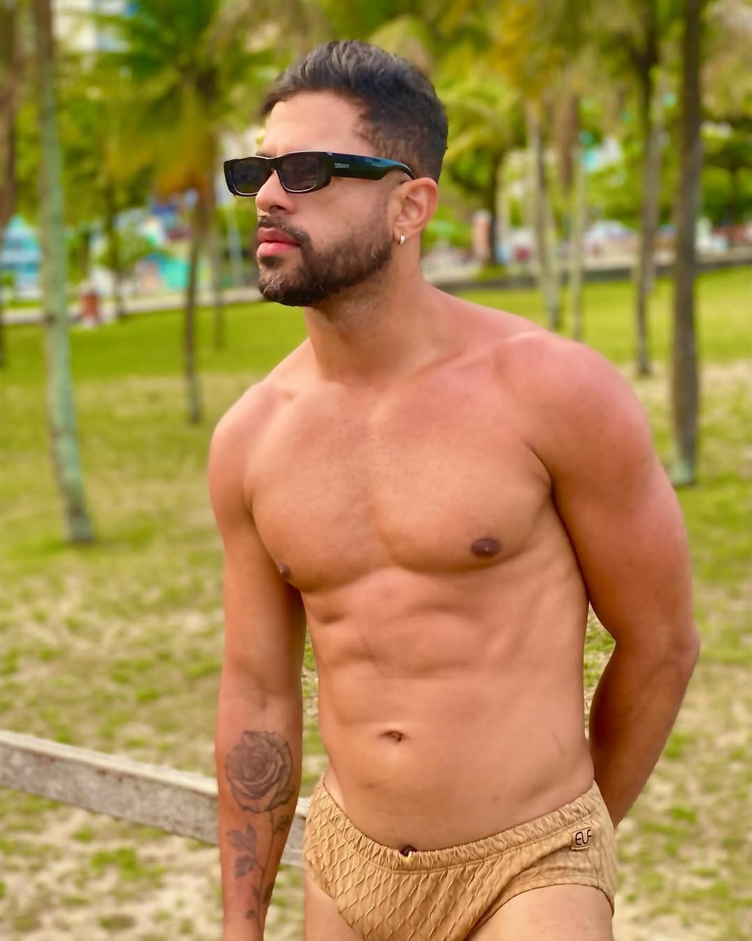 Post 10 by Nill Souza 🌏Oficial . on Instagram (image)