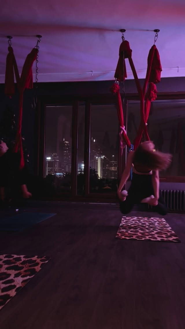 Post 7 by Simyfit Aletli Pilates , Hamak Yogası , Fizyoterapi on Instagram (video)