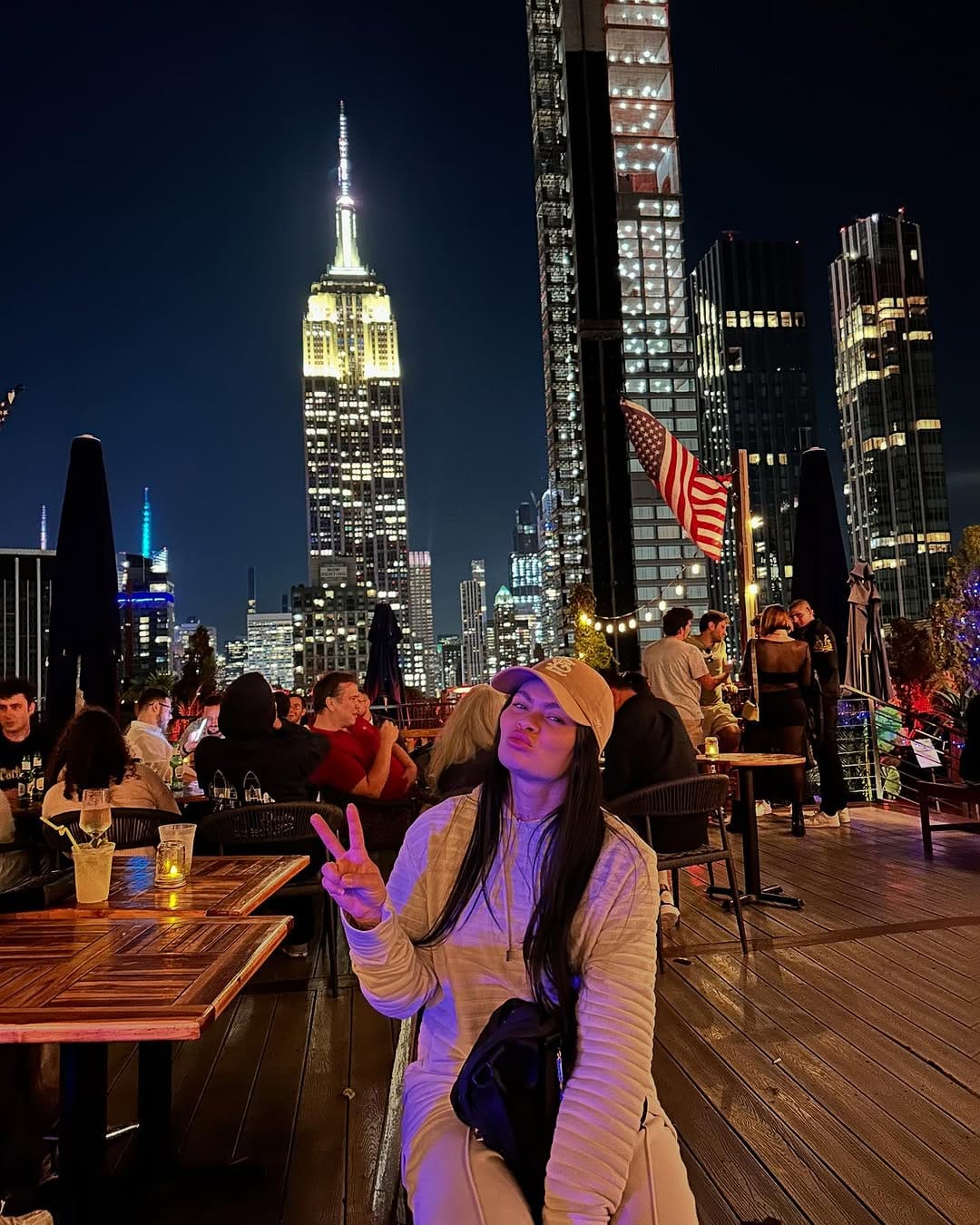 Post 9 by 𝙻𝚞𝚌𝚒 𝚅𝚒𝚎𝚒𝚛𝚊 on Instagram (carousel)