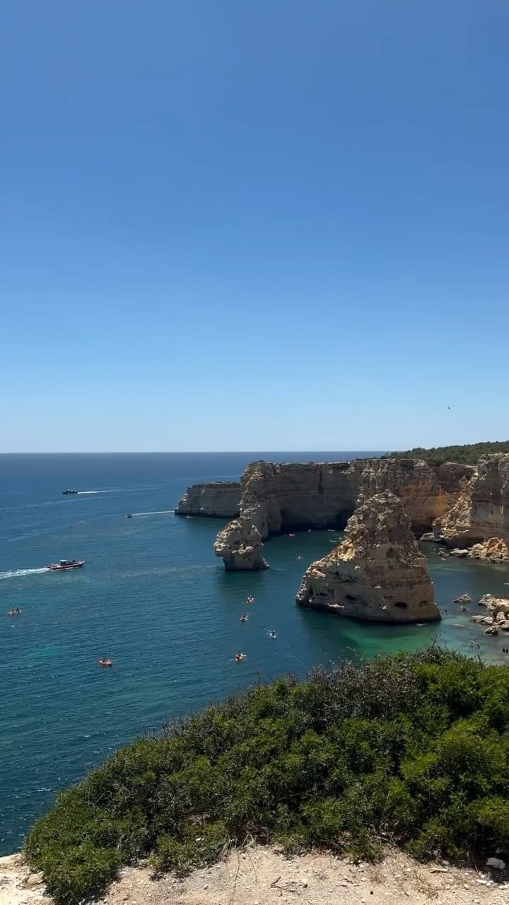 Post 3 by Sarah Siddons on Instagram (video)