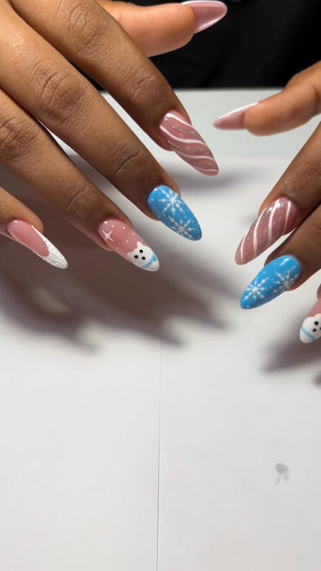Post 10 by Chichi nails & lashes on Instagram (video)