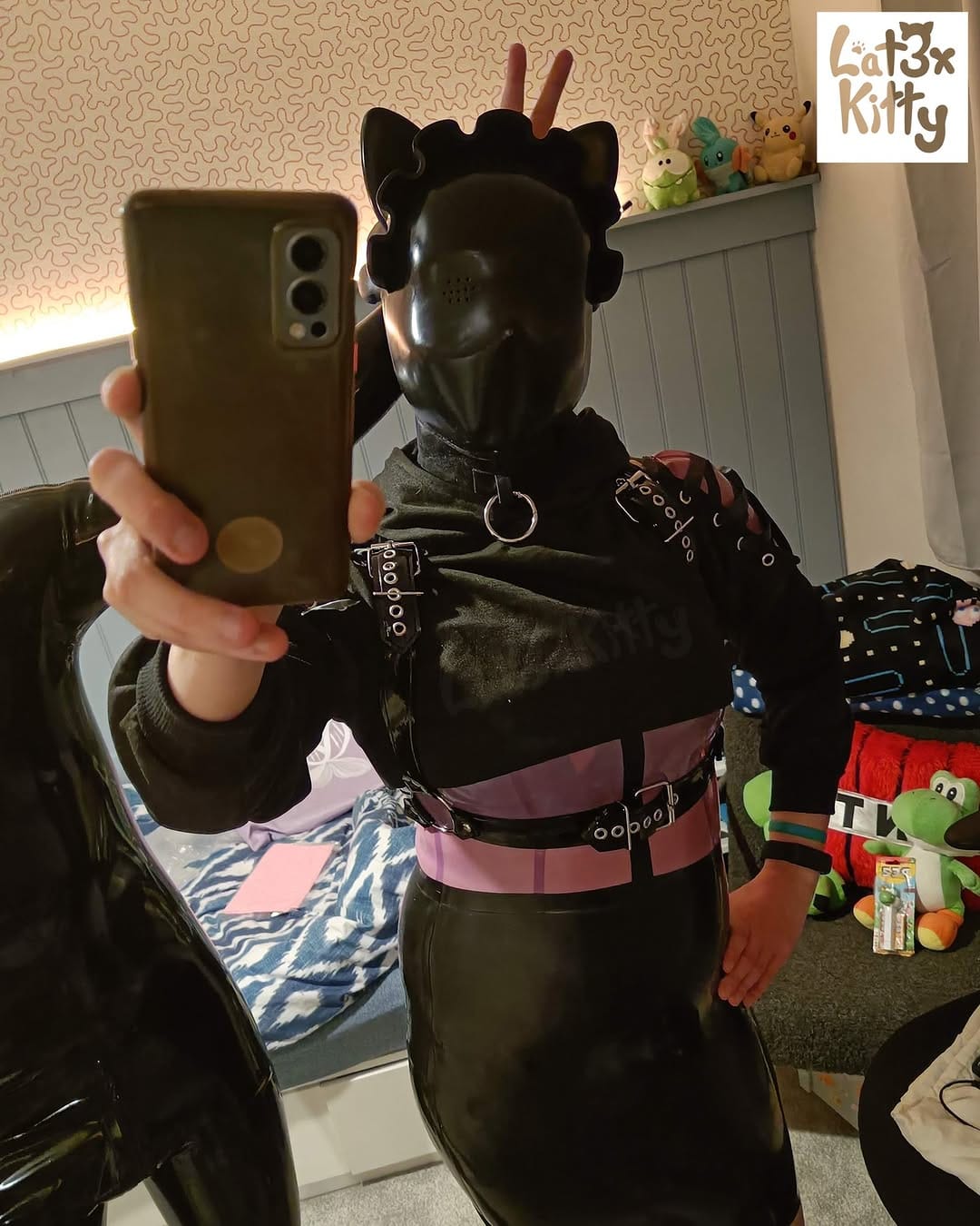 Post 1 by Latex Kitty Cass on Instagram (image)