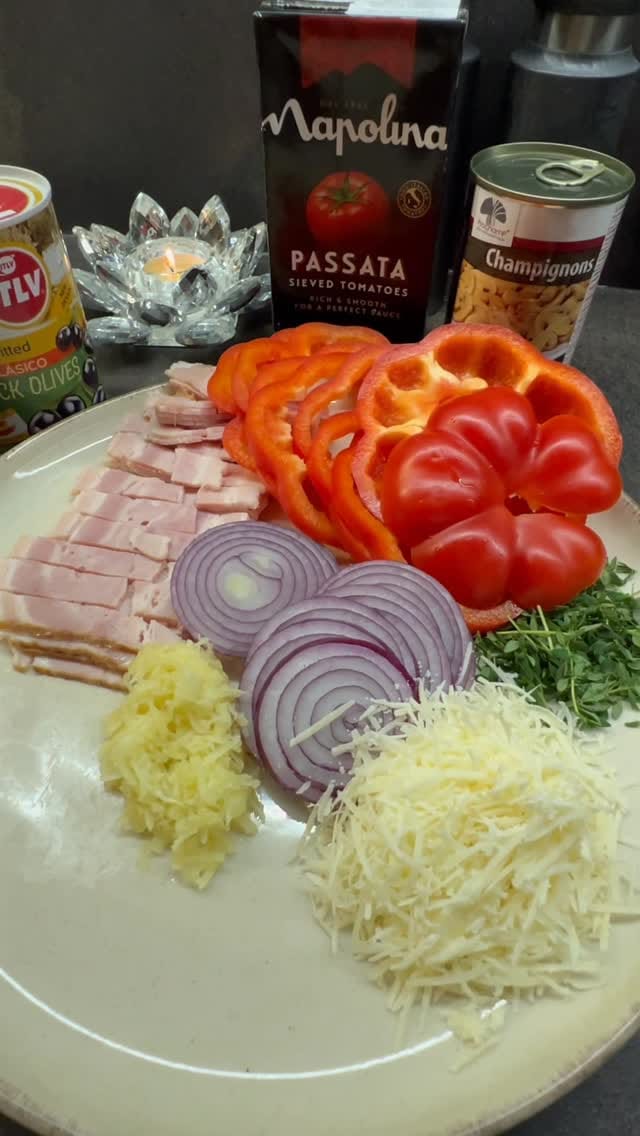 Post 5 by 🔥ТУТ ЕДА🔥 on Instagram (video)