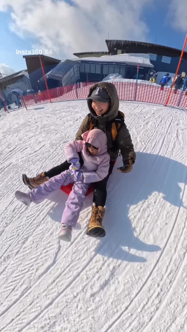 Post 3 by Akemi Takeuchi on Instagram (video)