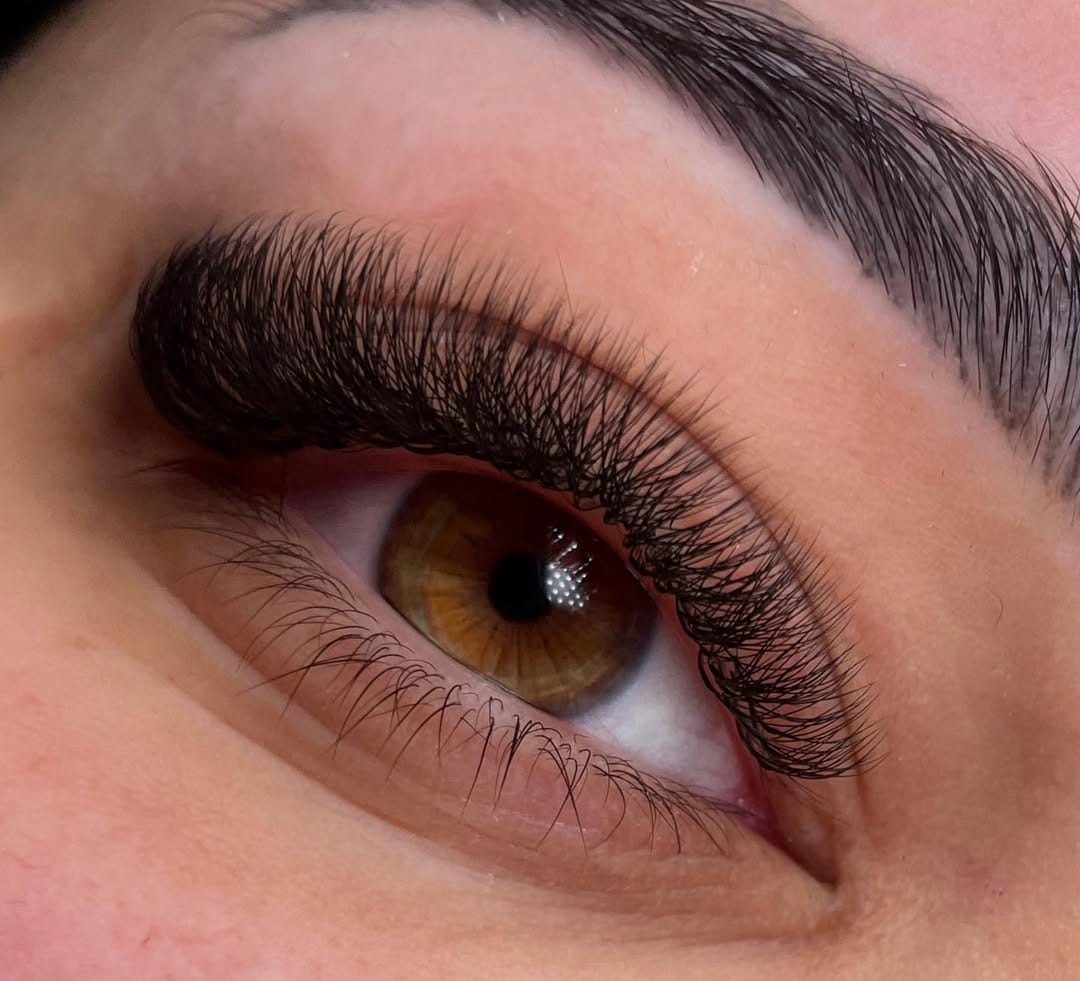 Post 7 by Cils Beauty Paris on Instagram (image)