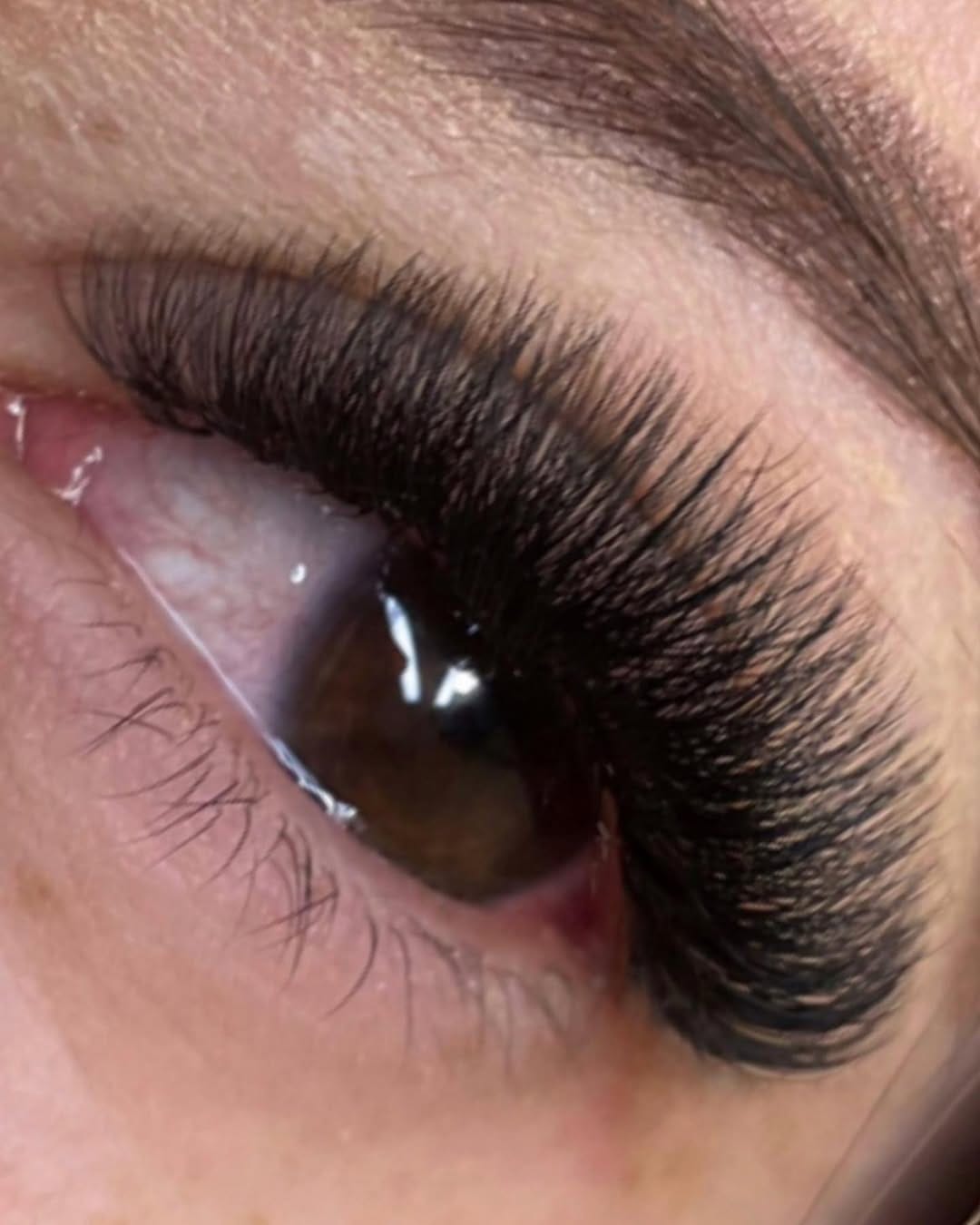 Post 2 by Cils Beauty Paris on Instagram (image)