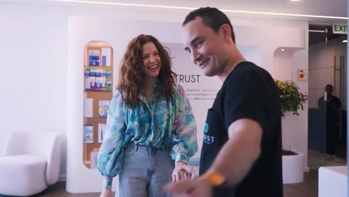 Post 4 by Amalia Uys on Instagram (video)
