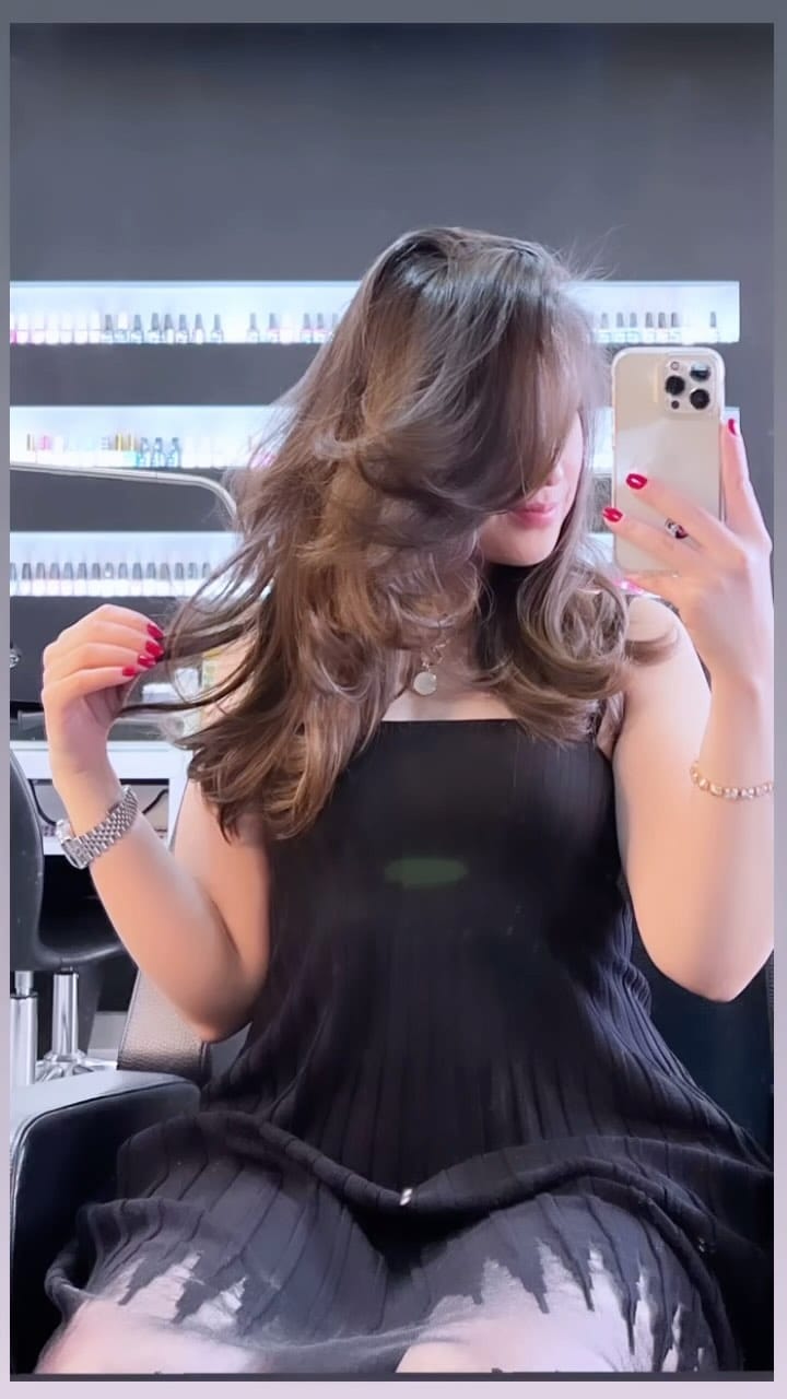 Post 6 by coiffure__paris on Instagram (video)