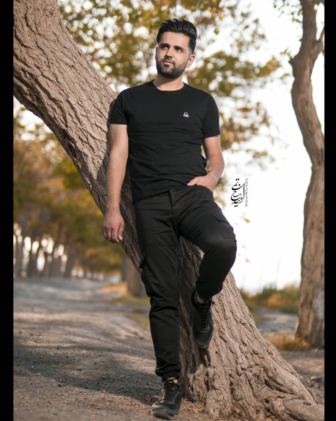 Post 10 by @16vahid on Instagram (image)
