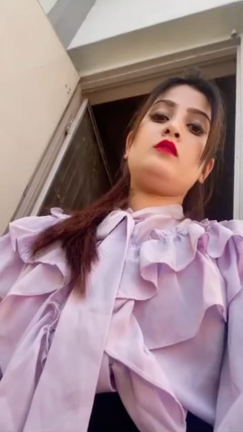 Post 7 by Pari Sharma on Instagram (video)