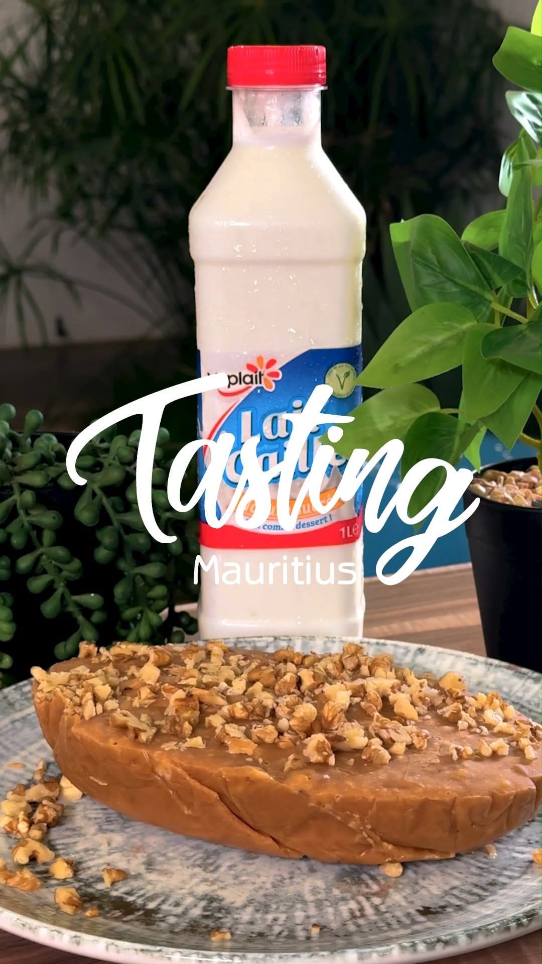 Post 8 by Tasting Mauritius on Instagram (video)