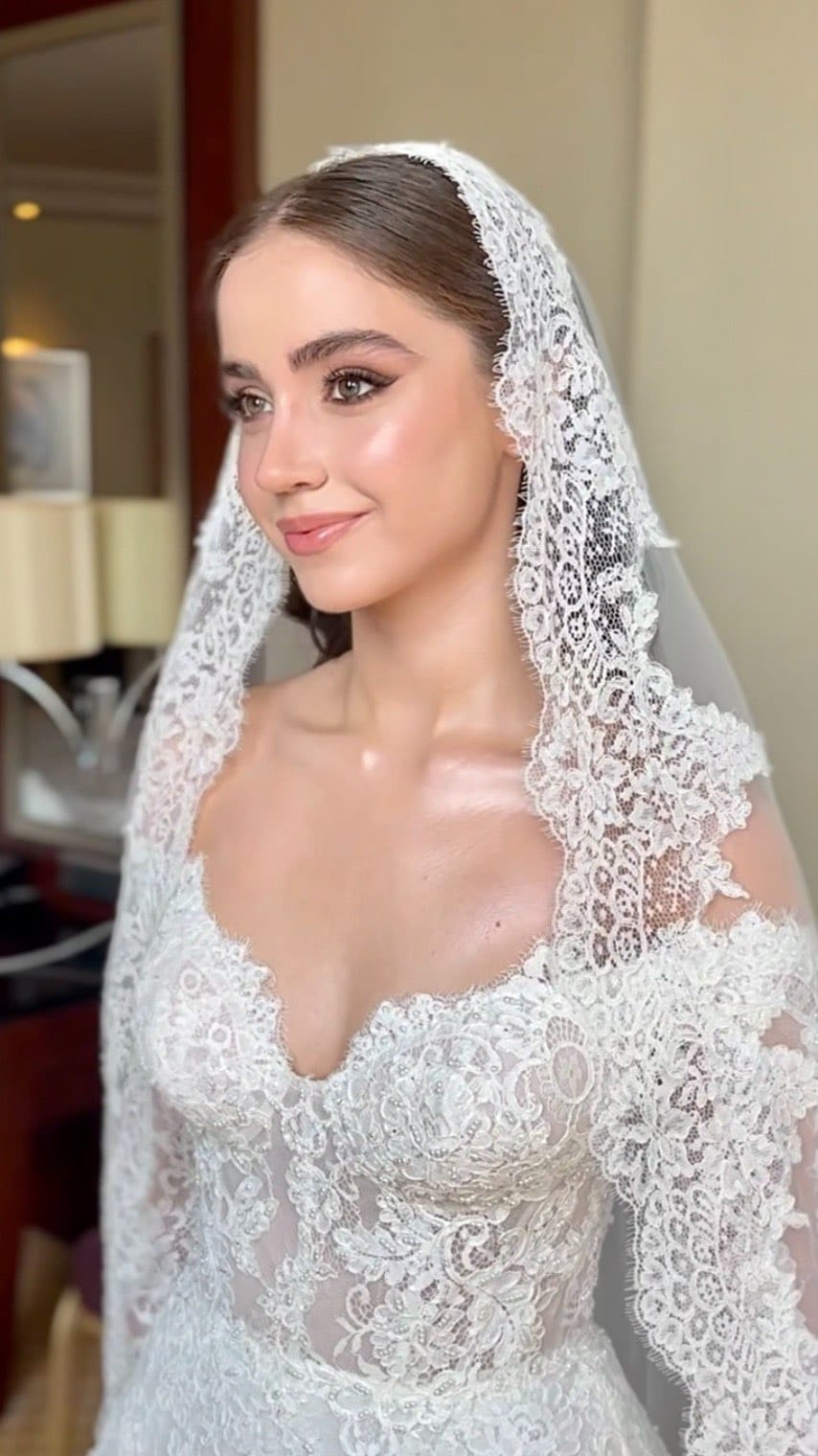 Post 9 by Elif ✨ Bridal Makeup Artist on Instagram (video)