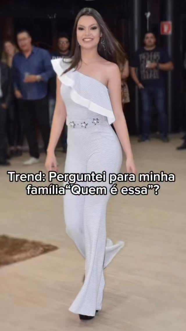 Post 1 by Vitoria Pigatto on Instagram (video)