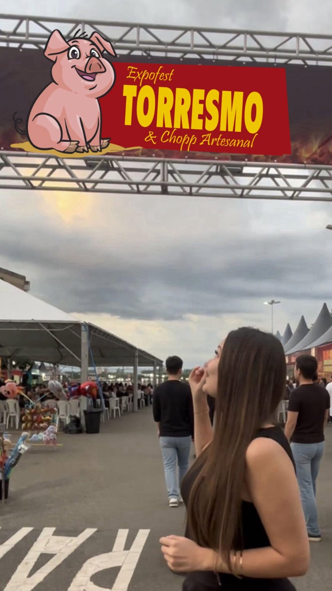 Post 4 by Vitoria Pigatto on Instagram (video)