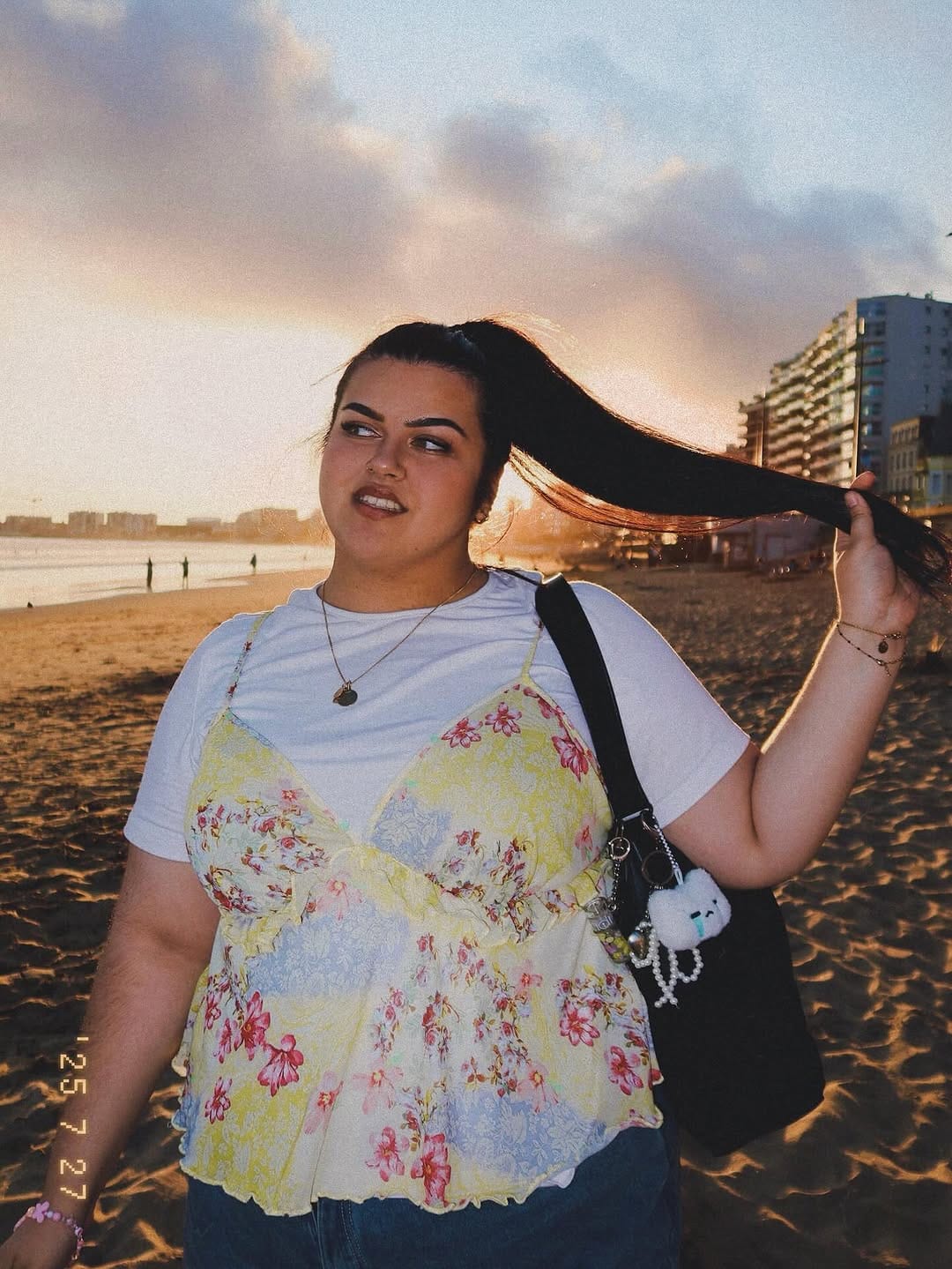Post 2 by @laradelmu on Instagram (carousel)