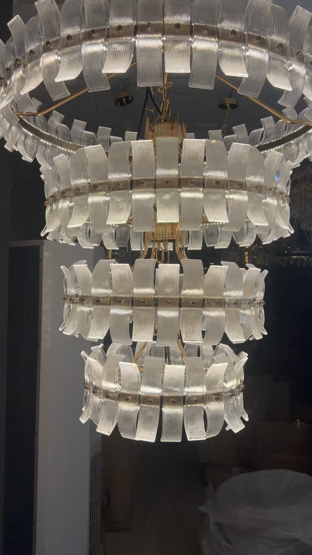 Post 1 by Boyan Aydınlatma on Instagram (video)