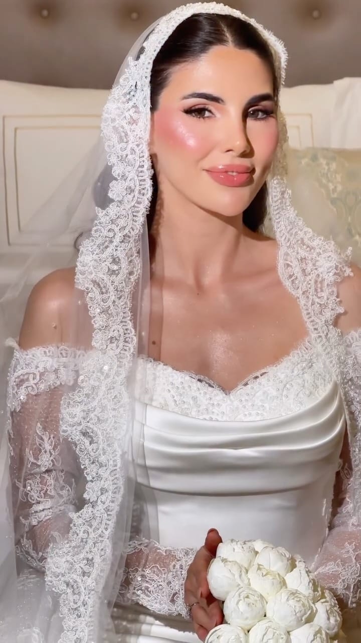 Post 6 by Nadia ESSakhi on Instagram (video)