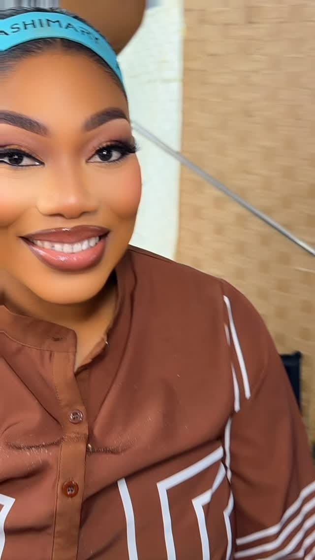 Post 4 by Kenny Tawose on Instagram (video)