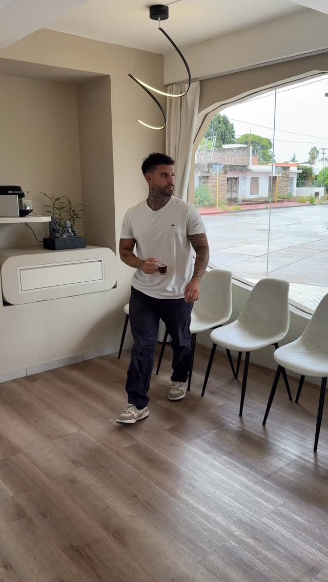 Post 1 by Emerson on Instagram (video)