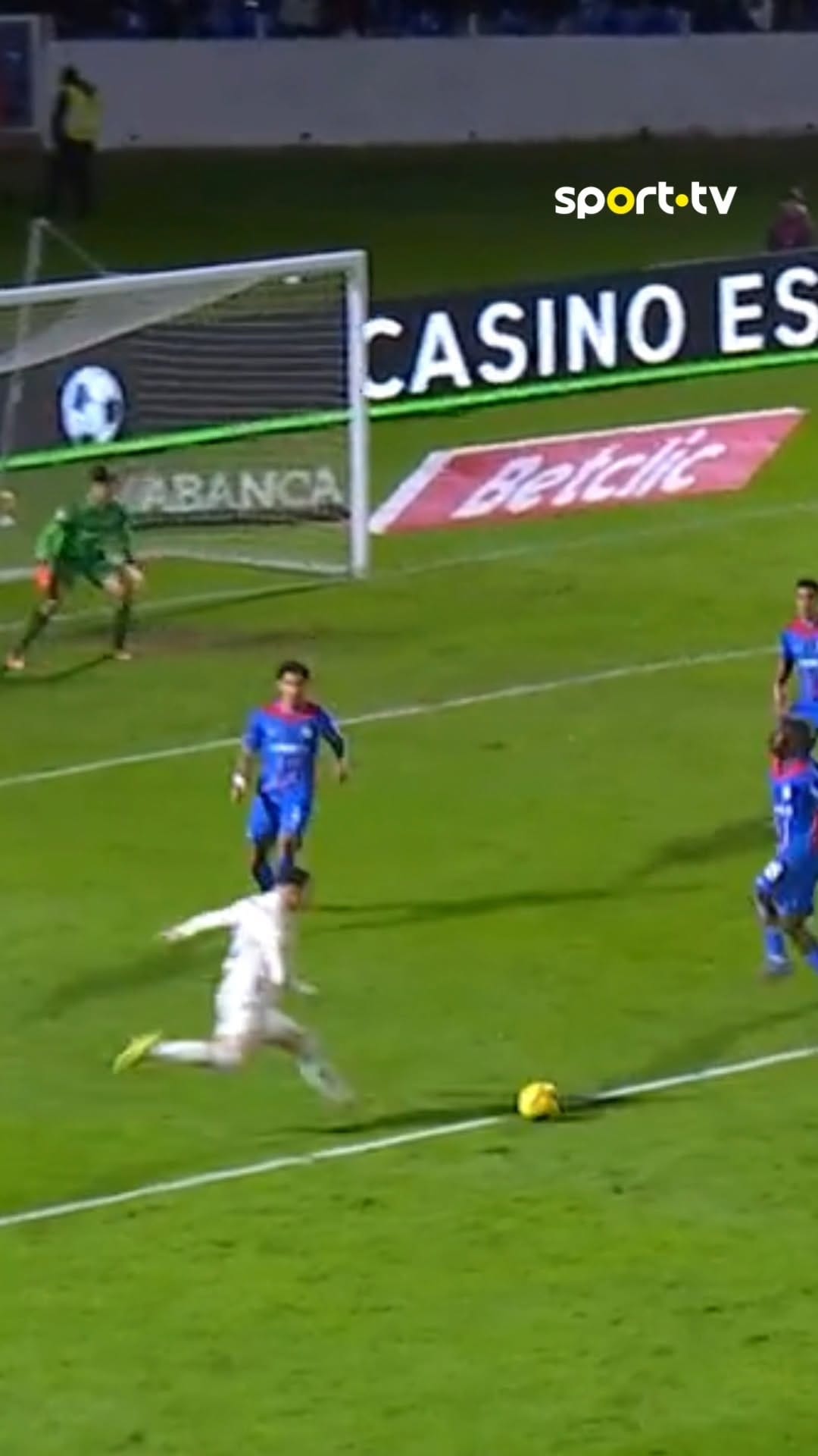 Post 7 by Borja Sainz on Instagram (video)