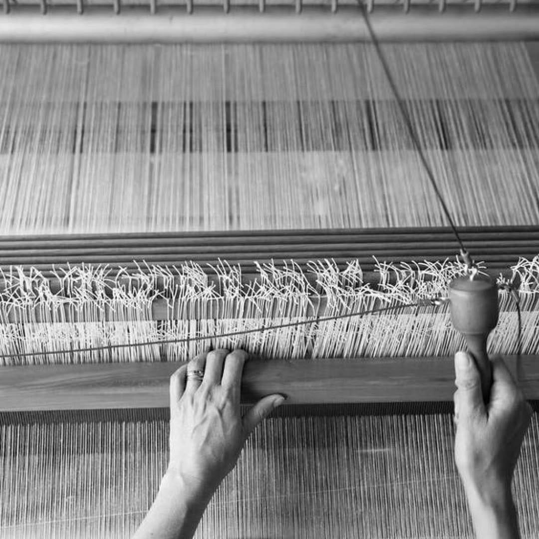 Post 5 by L' Artisan du Cachemire on Instagram (image)