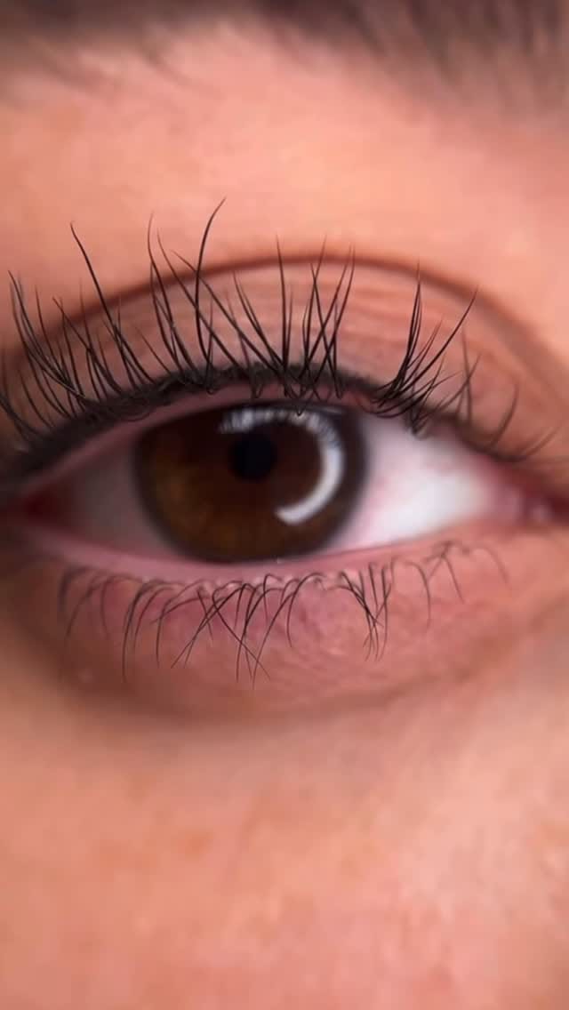 Post 7 by 𝐊𝐀𝐋𝐈𝐂𝐈 𝐆Ü𝐙𝐄𝐋𝐋𝐈𝐊 on Instagram (video)