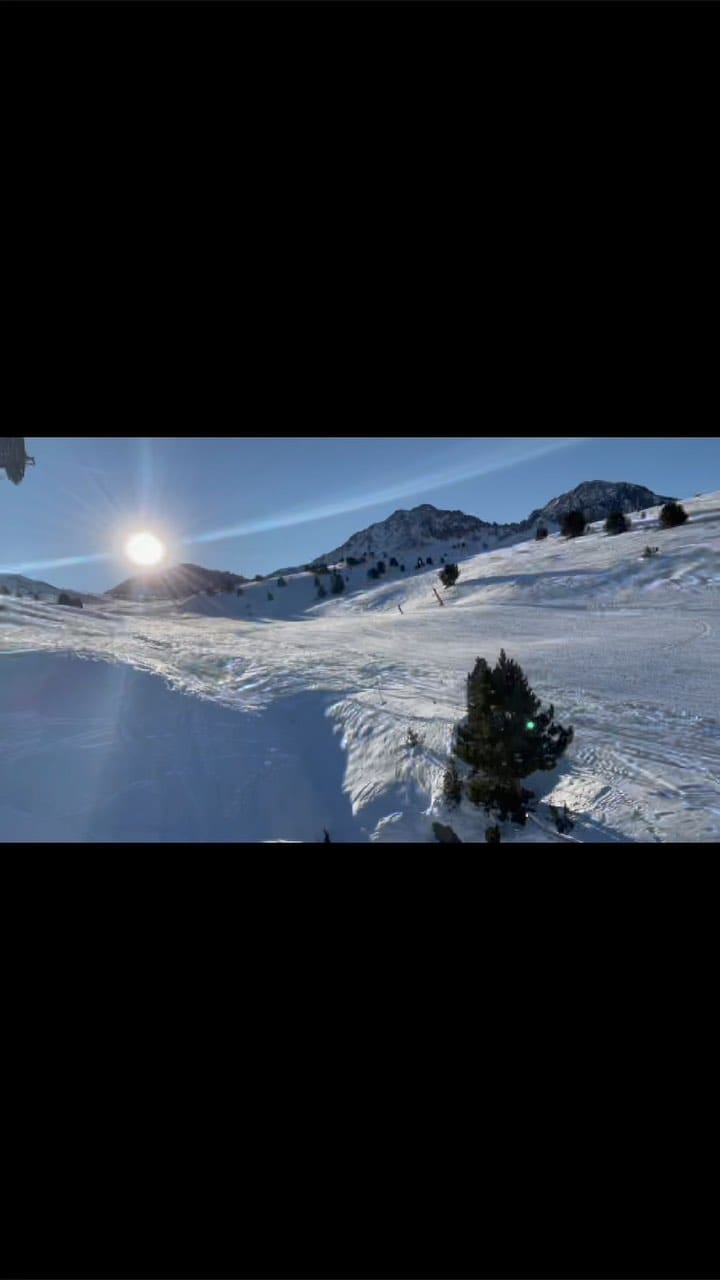 Post 6 by G. on Instagram (video)